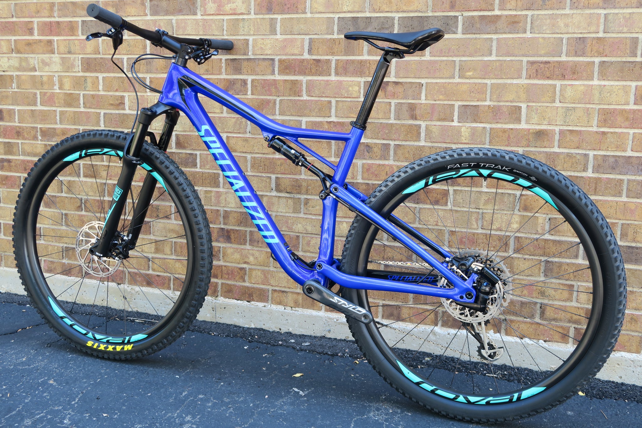 2018 SPECIALIZED PRO CARBON 29" – Bicycles