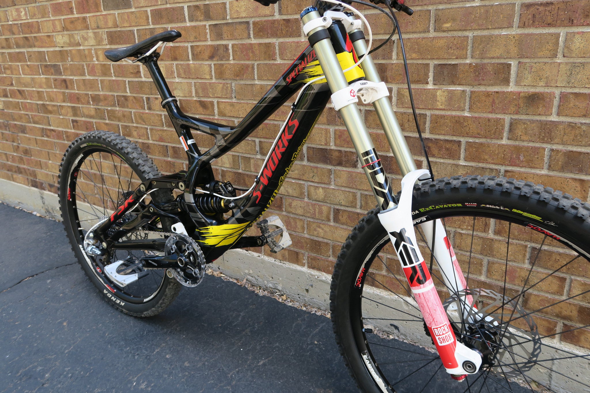2013 S-WORKS DEMO 8 CARBON 26 TLD EDITION