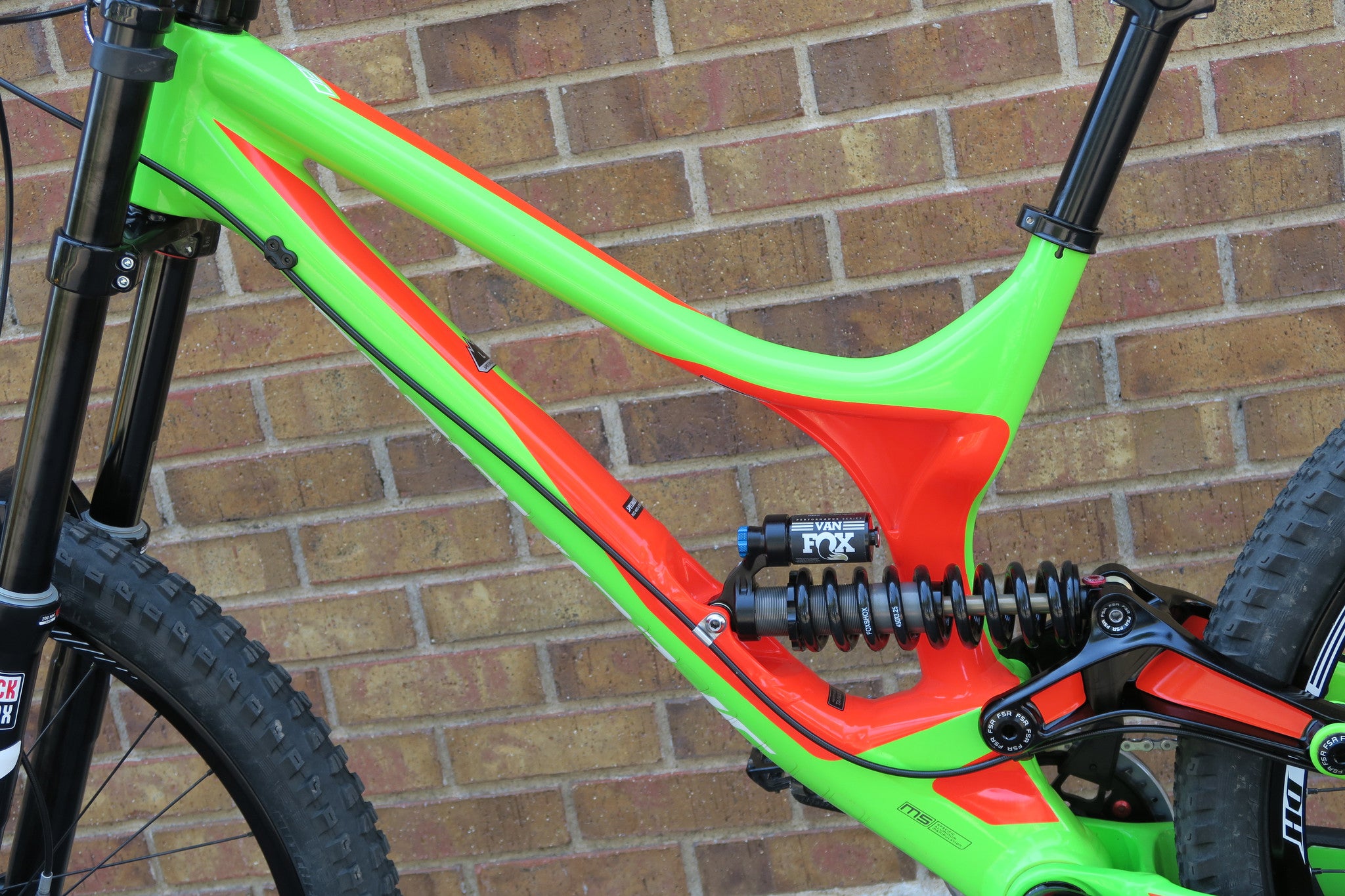 2016 SPECIALIZED DEMO 8 I ALLOY 27.5