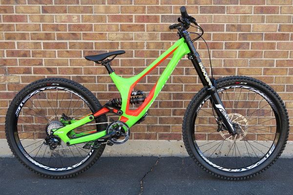 2016 SPECIALIZED DEMO 8 l ALLOY 27.5
