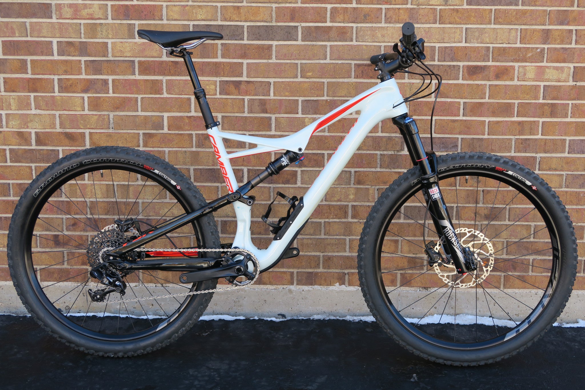 2016 SPECIALIZED CAMBER COMP CARBON 27.5