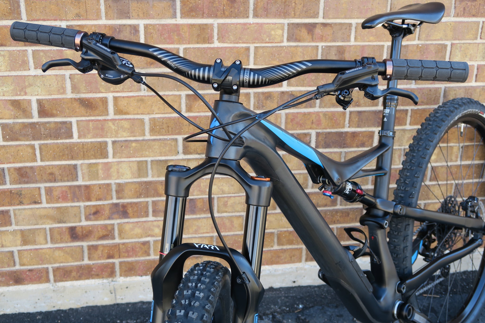 2017 SPECIALIZED CAMBER COMP CARBON 29"
