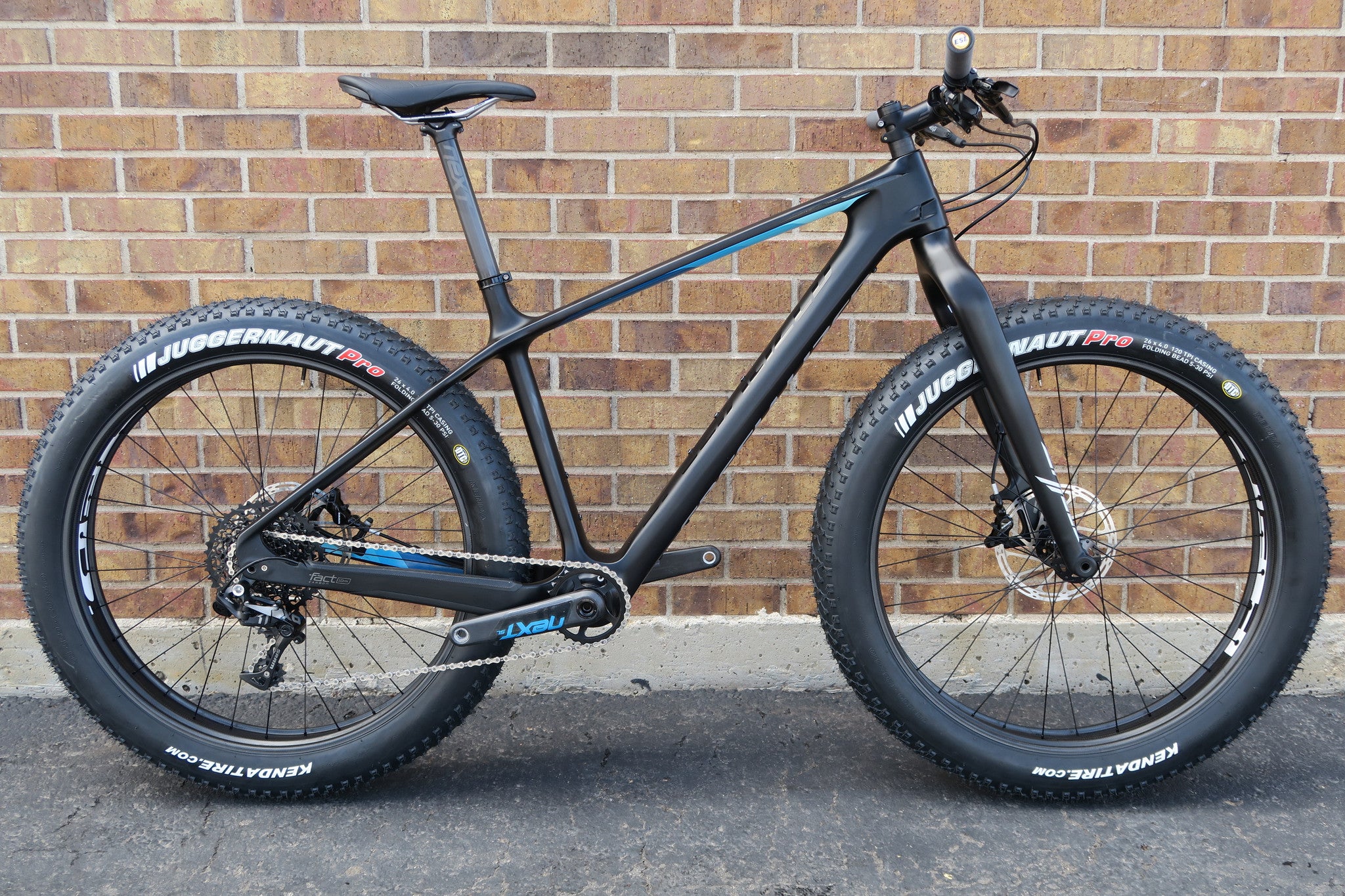 2016 SPECIALIZED FATBOY EXPERT CARBON