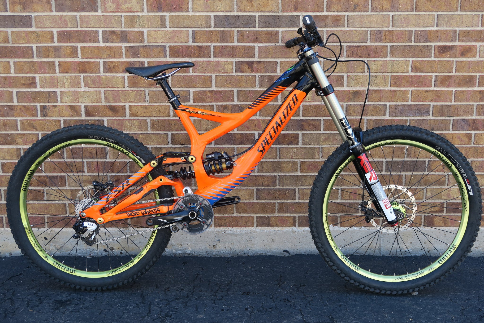 2012 SPECIALIZED DEMO 8 TLD EDITION