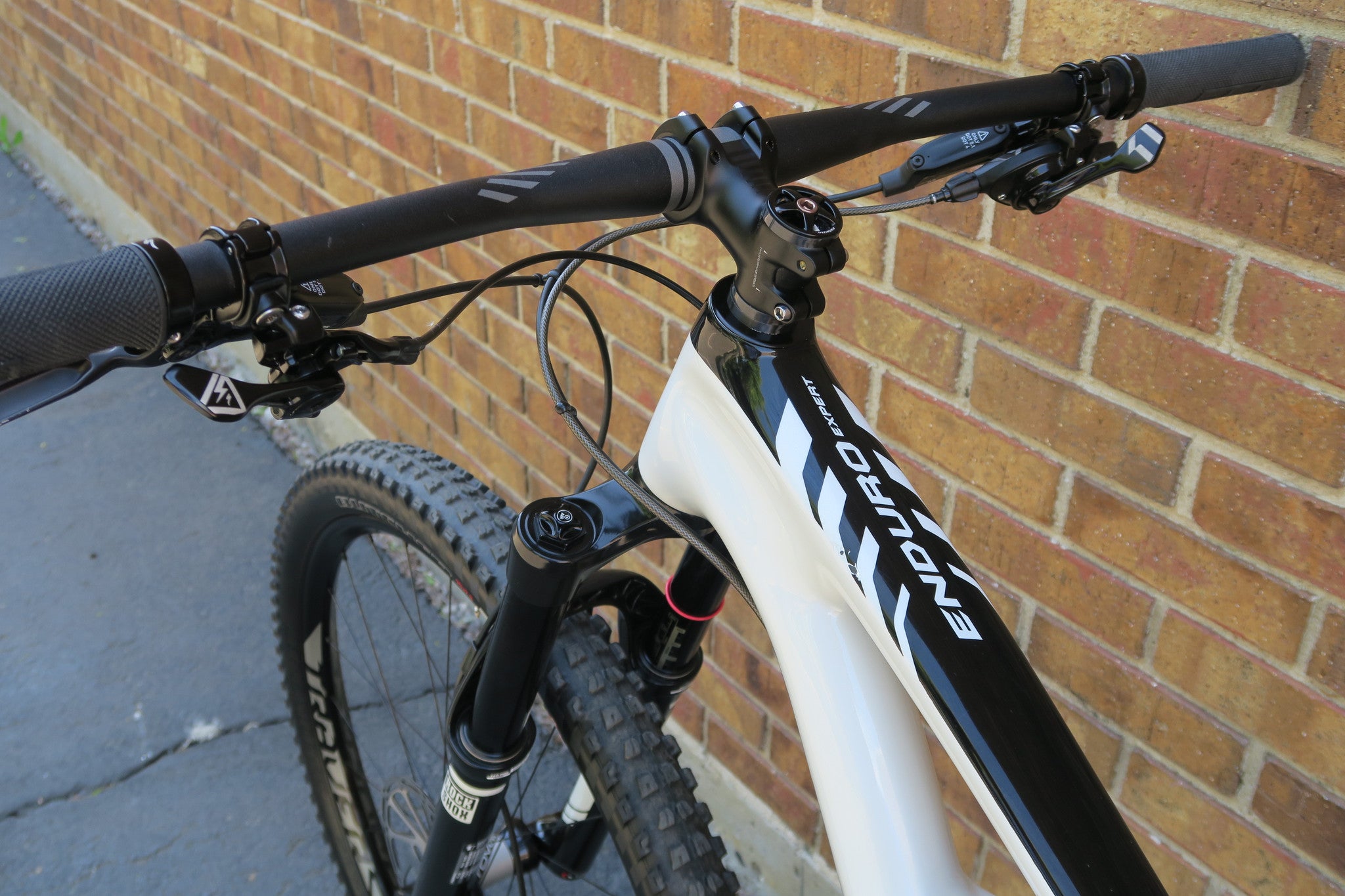 2015 SPECIALIZED ENDURO EXPERT CARBON 29