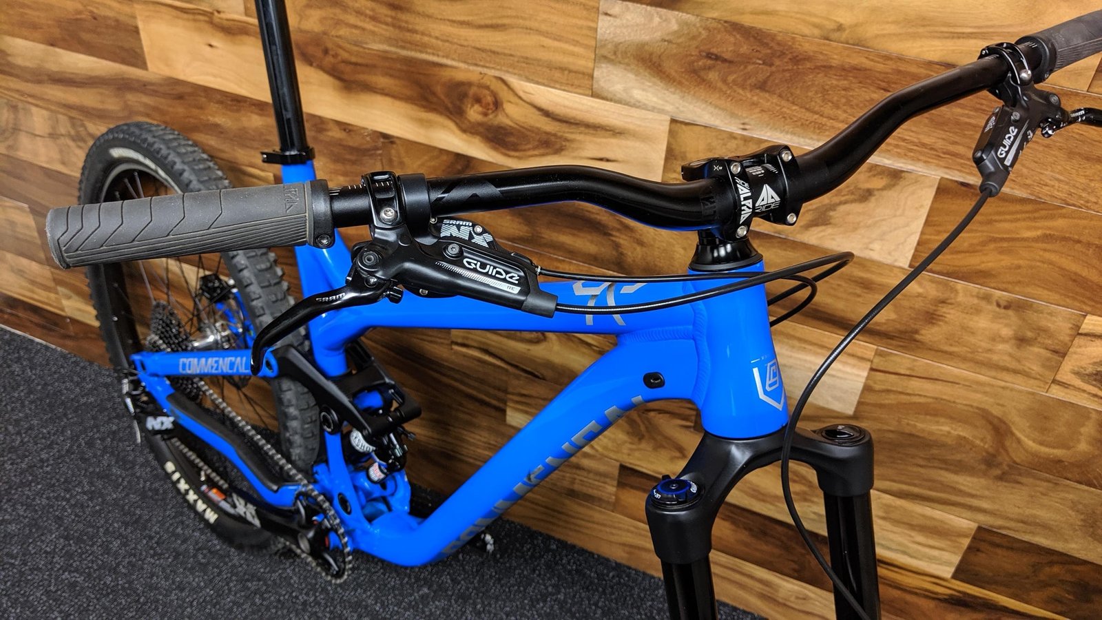 2018 COMMENCAL META SX V3 27.5"