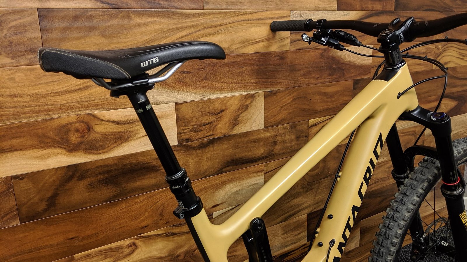 2018 SANTA CRUZ NOMAD CARBON C XE KIT 27.5"