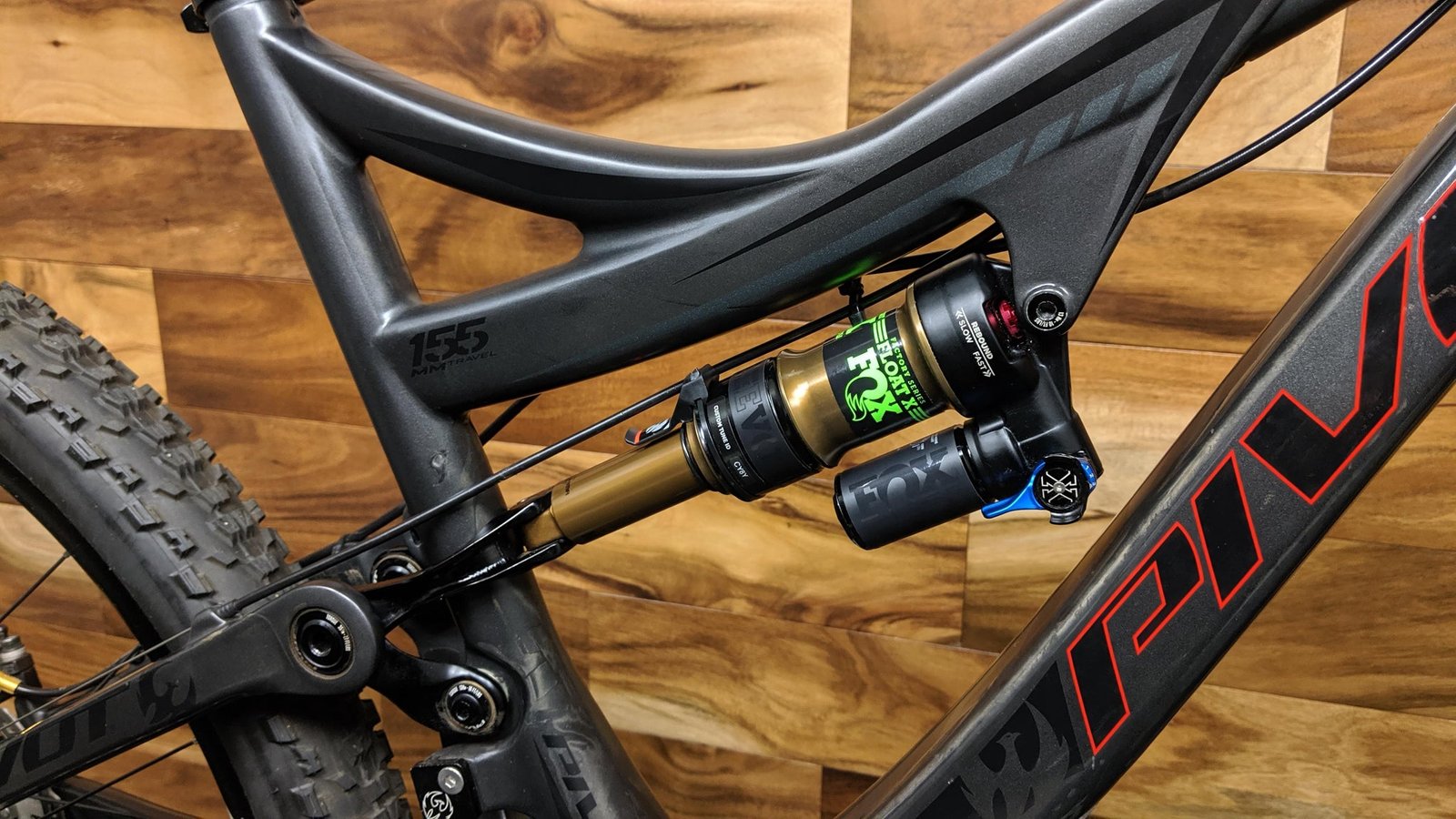 2015 PIVOT CYCLES MACH 6 CARBON 27.5"