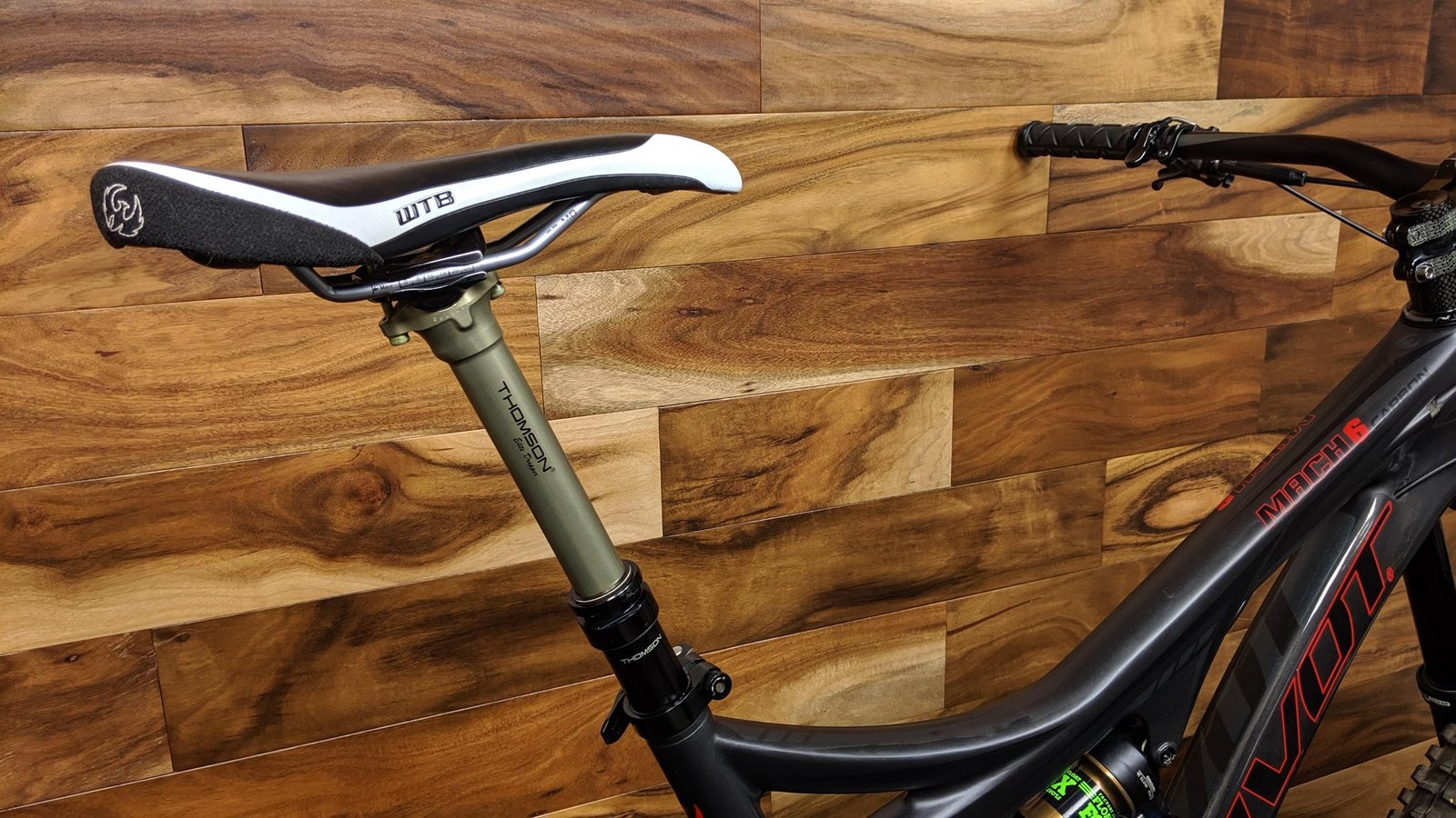 2015 PIVOT CYCLES MACH 6 CARBON 27.5"