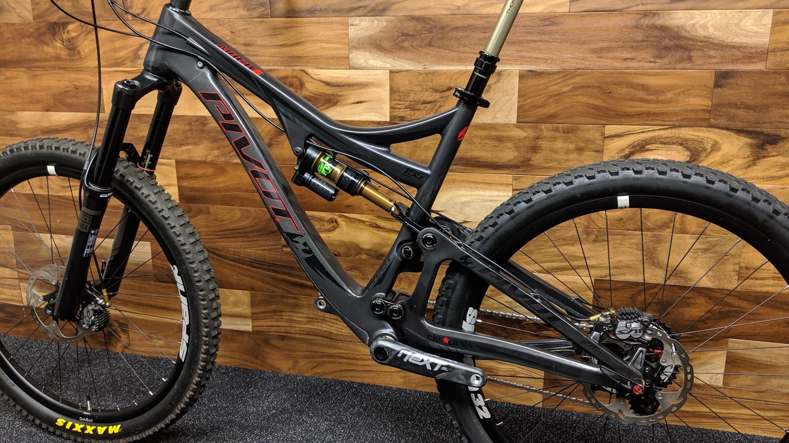 2015 PIVOT CYCLES MACH 6 CARBON 27.5"