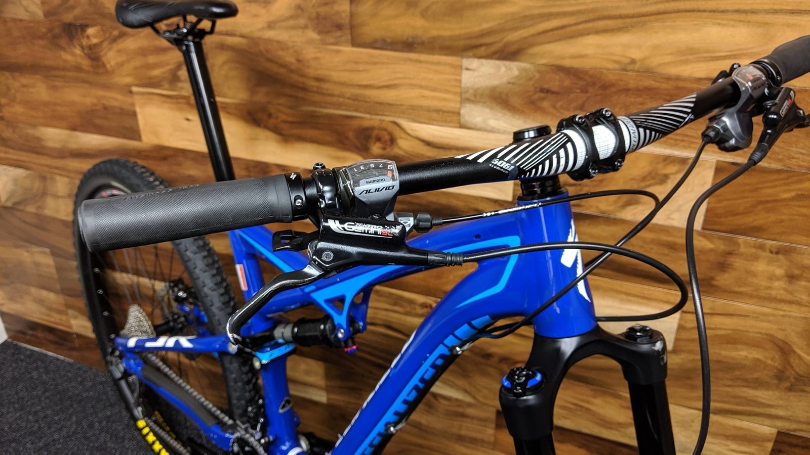 2015 SPECIALIZED CAMBER 29"