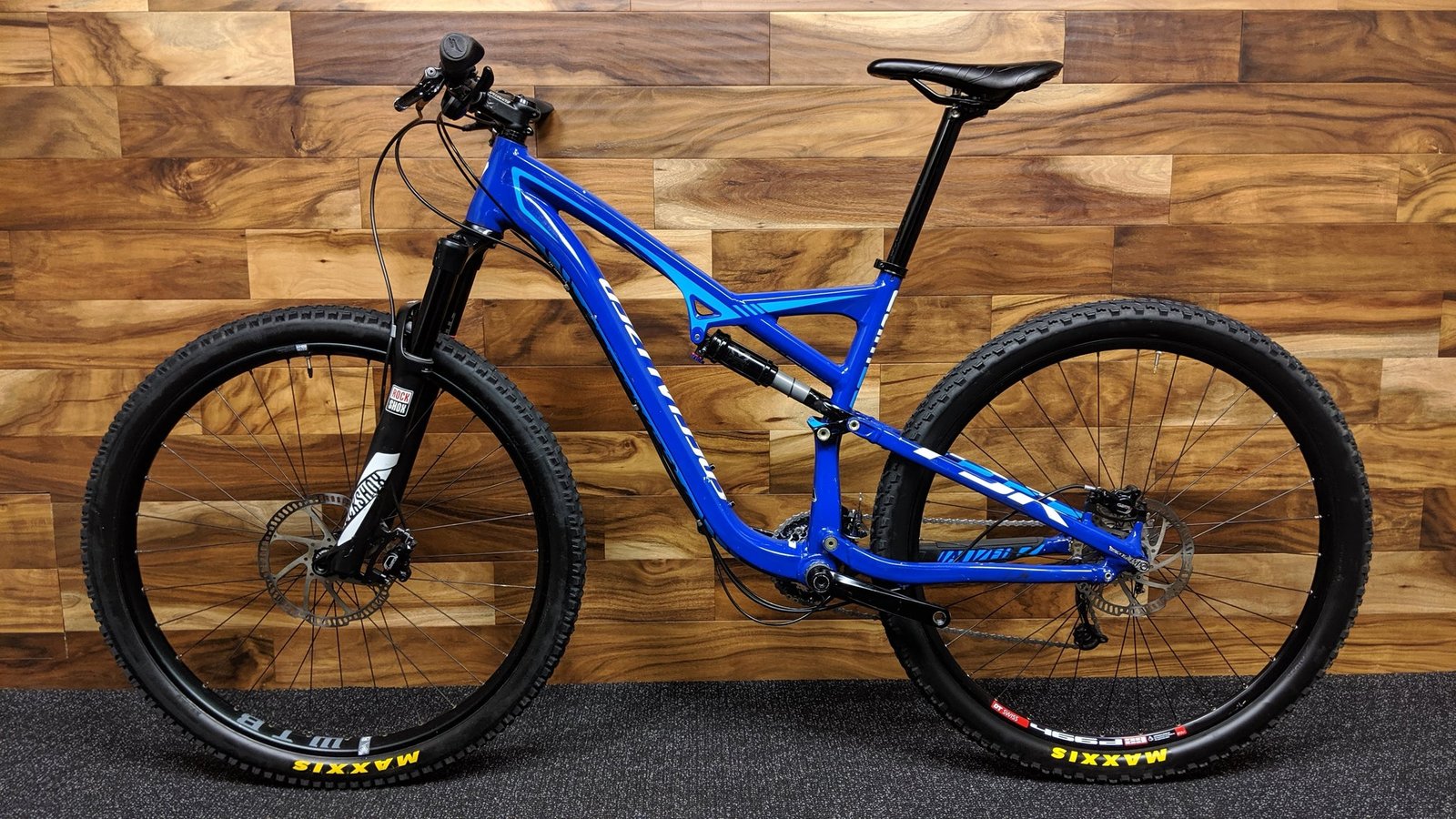 2015 SPECIALIZED CAMBER 29"