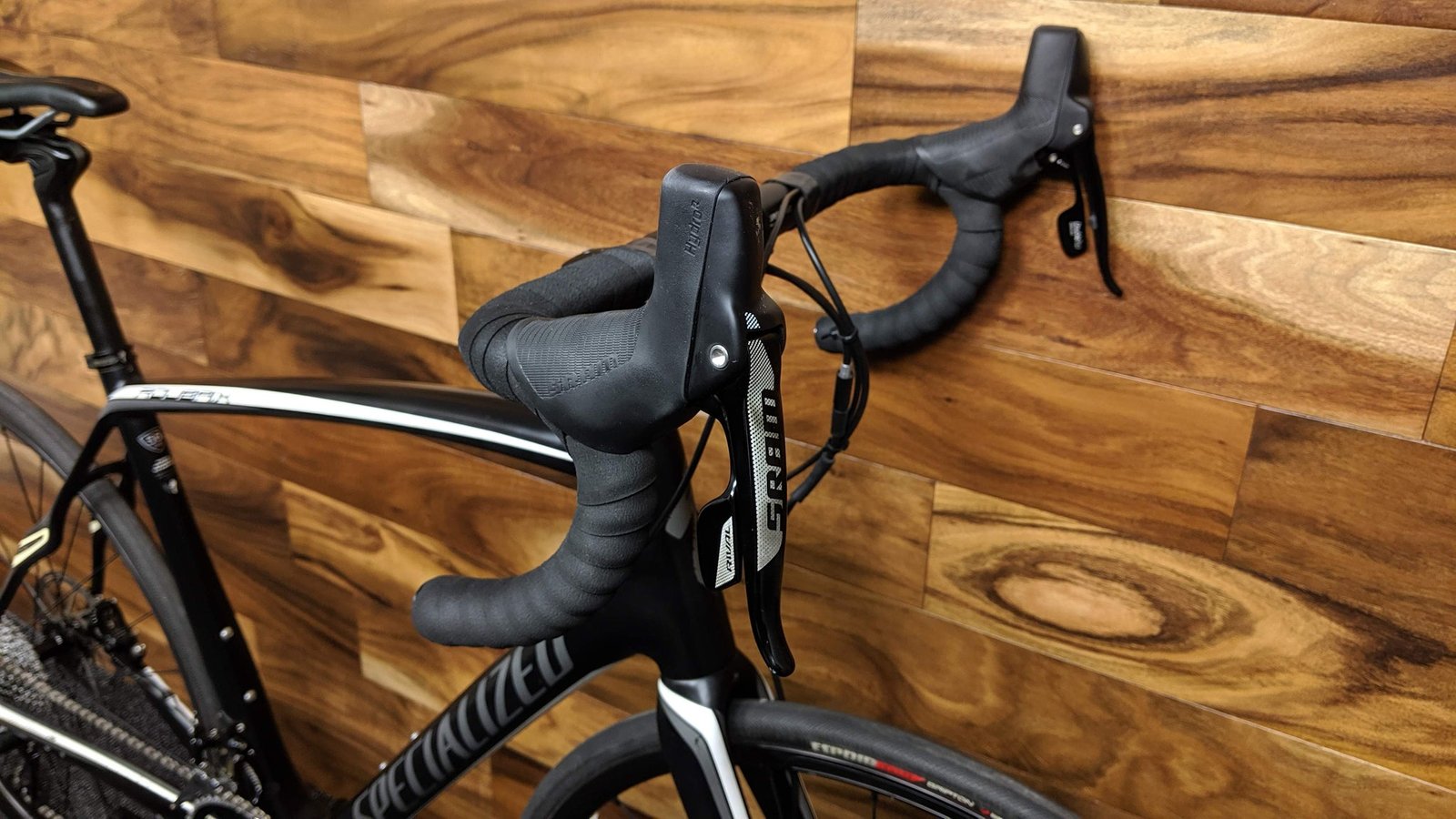 2016 SPECIALIZED ROUBAIX SL4 ELITE DISC CARBON