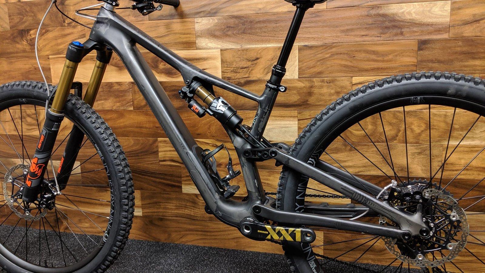 2020 SPECIALIZED STUMPJUMPER EVO PRO CARBON 29"